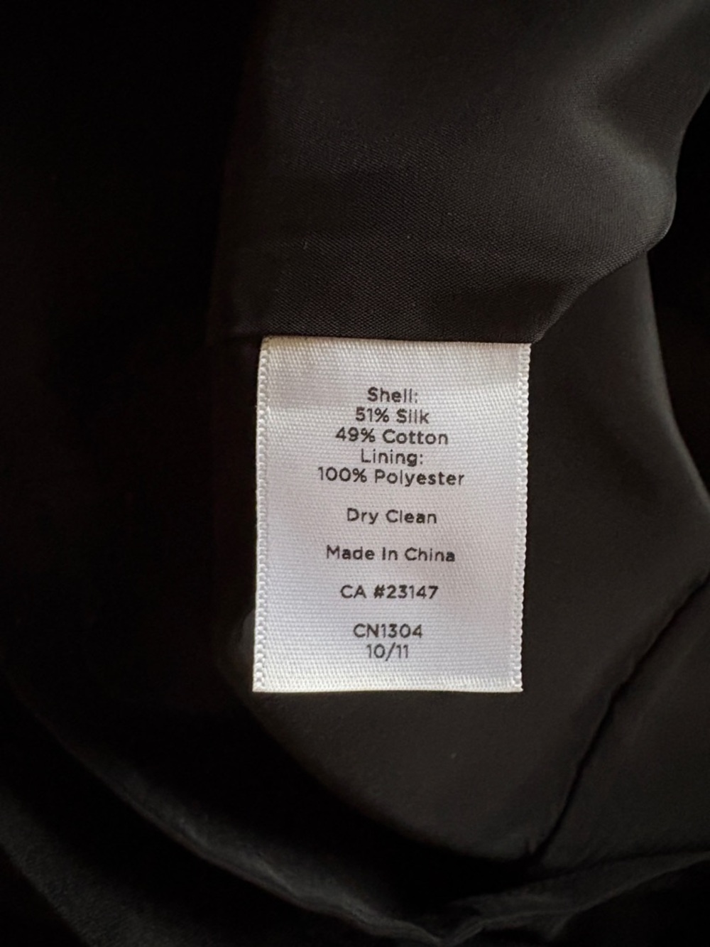 Classic Sleeveless Black Sheath Dress - Picture 6 of 9